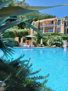 Bazén v ubytování Boka Peaks Apartments nebo v jeho okolí