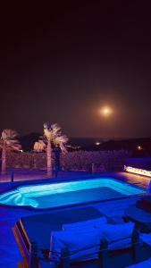 Bazén v ubytování Aurora Mykonos Villas nebo v jeho okolí