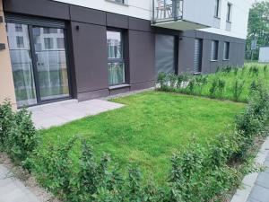 Zahrada ubytování Apartament Letnicka, Nowy, 950m od morza