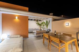 Posezení v ubytování MEDANO4YOU Vitamin Sea Penthouse + 37 fotografií