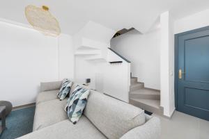 Posezení v ubytování MEDANO4YOU Vitamin Sea Penthouse