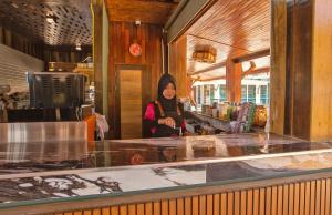 Гості Phi Phi Andaman Beach Resort