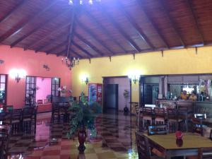 Ресторан / й інші заклади харчування у Hotel Hacienda Prom