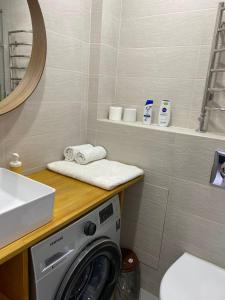 Vonios kambarys apgyvendinimo įstaigoje VIP апартаменты на Жукова