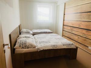 Posteľ alebo postele v izbe v ubytovaní Apartmány VIA Klínovec