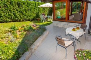 Vonkajšia záhrada v ubytovaní Holiday Home Mare near River