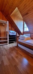 Posteľ alebo postele v izbe v ubytovaní Charmante maison familiale du moulin st-michel