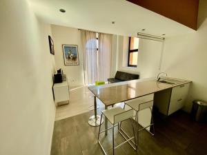 Posezení v ubytování 182 Apartment in Llançà