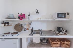 A kitchen or kitchenette at Villa Patrizia