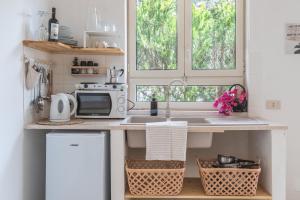 A kitchen or kitchenette at Villa Patrizia