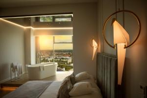 Gallery image of In The Sky - Apartamenty w Sky Tower in Wrocław