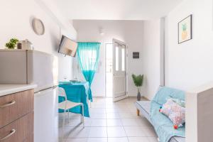 Kuchyň nebo kuchyňský kout v ubytování Cozy Loft near Downtown