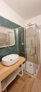 Imagen de la galería de Casa Barcelli Sport & Family Apartments, en Nago-Torbole