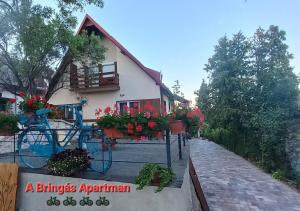 Budova, v ktorej sa apartmán nachádza