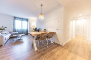 Posedenie v ubytovaní Bravissimo Afra, 2-bedroom apartment