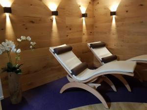 Posezení v ubytování Hotel KRONE Garni