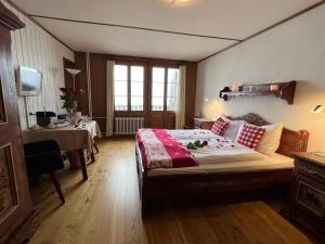 Letto o letti in una camera di Hotel Fassbind Beausite