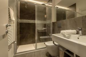 A bathroom at Il Pozzo Magico