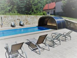 Πισίνα στο ή κοντά στο Resort LUFT Sněžník