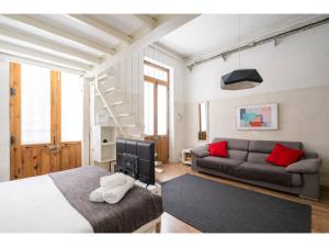 Ein Sitzbereich in der Unterkunft Espacioso Loft en Ponzano-Chamberí– Madrid