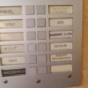 a close up of a control panel with words on it at chez MARINO antony real in Orange