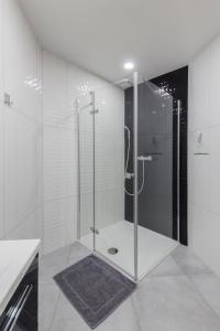 Kúpeľňa v ubytovaní Apartament przy jeziorze nr 2