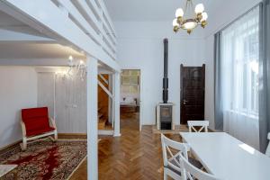 Część wypoczynkowa w obiekcie Willa Konradówka (apartament Tolin)