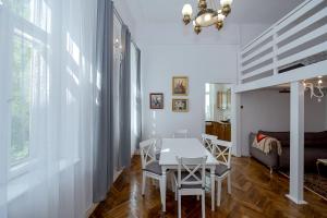 Część wypoczynkowa w obiekcie Willa Konradówka (apartament Tolin)