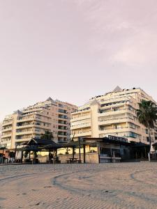The building in which Az apartmant is located