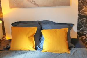 Postel nebo postele na pokoji v ubytování L'Océan, T2 hypercentre chic et cosy, Wifi par SOVALFI