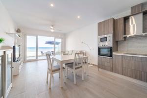 Köök või kööginurk majutusasutuses Bungalow Club Aguadulce 1