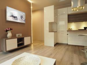 Kuchnia lub aneks kuchenny w obiekcie Grand-Tourist Apartments K2004 Simple Rest