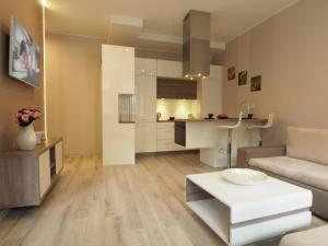 Kuchnia lub aneks kuchenny w obiekcie Grand-Tourist Apartments K2004 Simple Rest