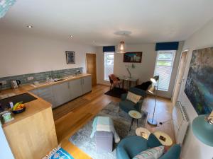 Gallery image of Self-contained, ground floor apartment with parking and patio in Walmer