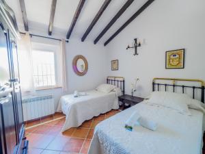 Postel nebo postele na pokoji v ubytování Tu Villa Rural Lentisco 8 Dormitorios Piscina privada