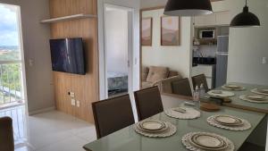 Kuchyň nebo kuchyňský kout v ubytování APARTAMENTO CONFORTÁVEL A 900 MTS DA PRAIA DO ARAÇAGY