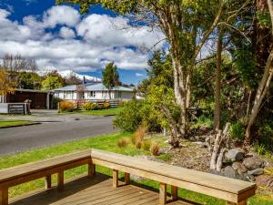 Zahrada ubytování Mountain Magic - Ohakune Holiday Home