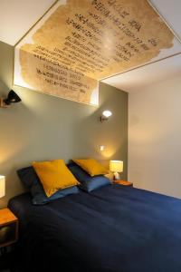 Posteľ alebo postele v izbe v ubytovaní L'Egyptien, T2 hypercentre chic et cosy, Wifi par SOVALFI