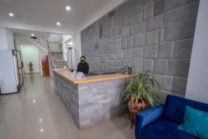 Lobi atau kawasan kaunter penerimaan di Ayni Cusco Hotel