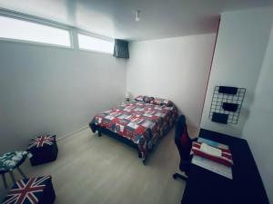 Posteľ alebo postele v izbe v ubytovaní Chambre privée face à la gare