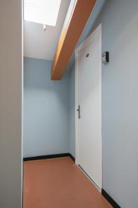 Zdjęcie z galerii obiektu Le Rétro, T2 hypercentre chic et cosy, Wifi par SOVALFI w mieście Saint-Étienne