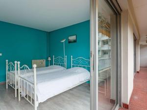 Fotografia z galérie ubytovania Moderne T3 avec Balcon et Parking, à 800m de la Plage et Commerces - FR-1-3-560 v destinácii Biarritz + 6 fotografií