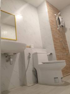 Phòng tắm tại Sritrang Residence