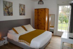 Gallery image of Hotel Aux Rochers de l'Ocean in Givrand +33 photos