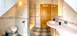 Bilik mandi di Helles, ruhiges, neues Quartier, Herkules Blick +25 gambar