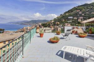 Imagen de la galería de Stunning Sea View Apartment with Terrace in Camogli by Wonderful Italy, en Camogli