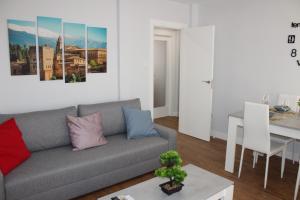 Posezení v ubytování INCREIBLE APARTAMENTO CENTRO GRANADA ALHAMBRA