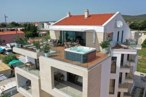 Budynek, w którym mieści się apartament