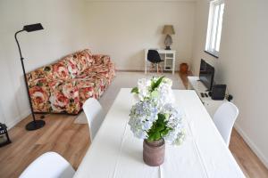Gallery image of Nia Azorean Apartments in Horta