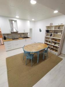 Kuchyň nebo kuchyňský kout v ubytování Apartamentos O Candil